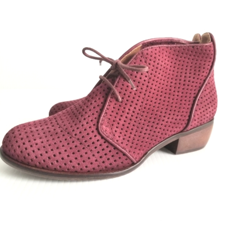 Latigo Issac Perforated Boots Anthropologie Red 6.